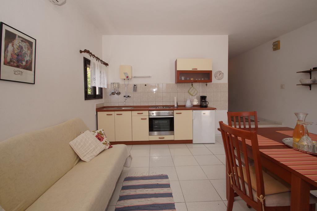South Island Apartments Korcula Town Bagian luar foto